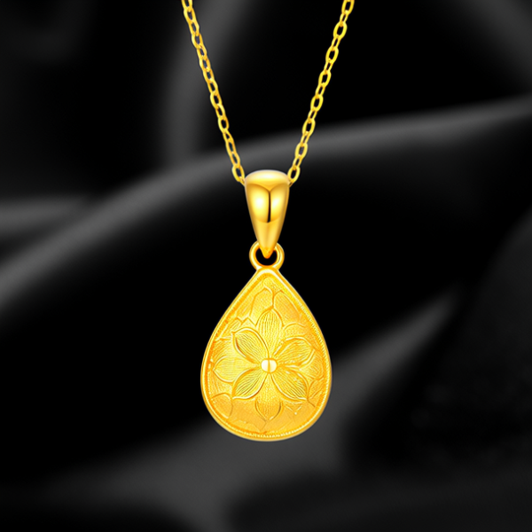 黄金吊坠图